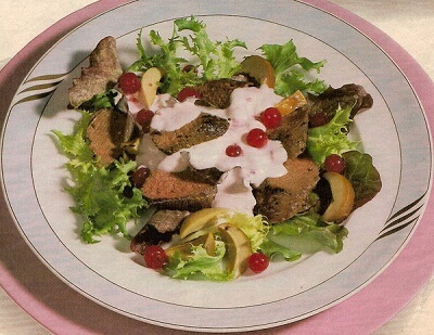Салат из мяса кролика