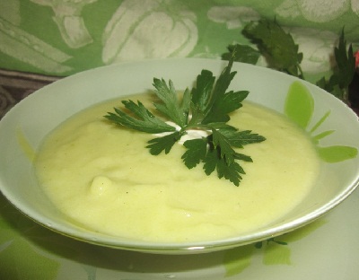 Диетический суп пюре из кабачков