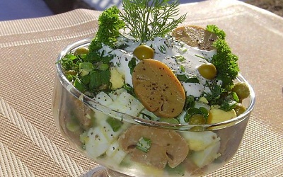 Салат из шампиньонов и картофеля
